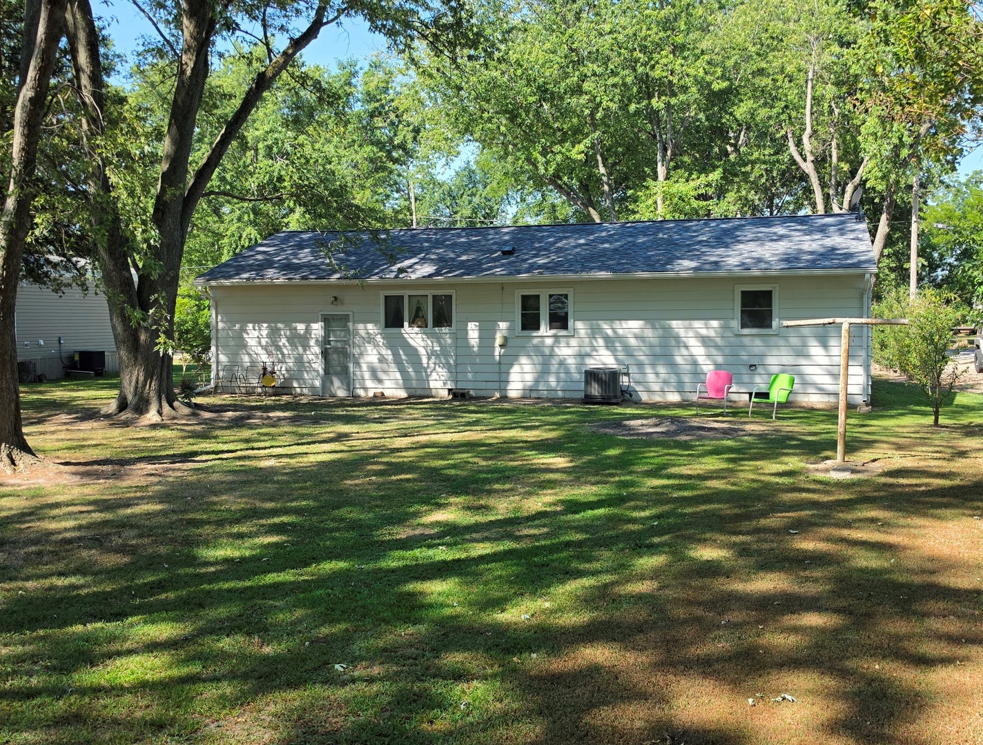 main property photo 22