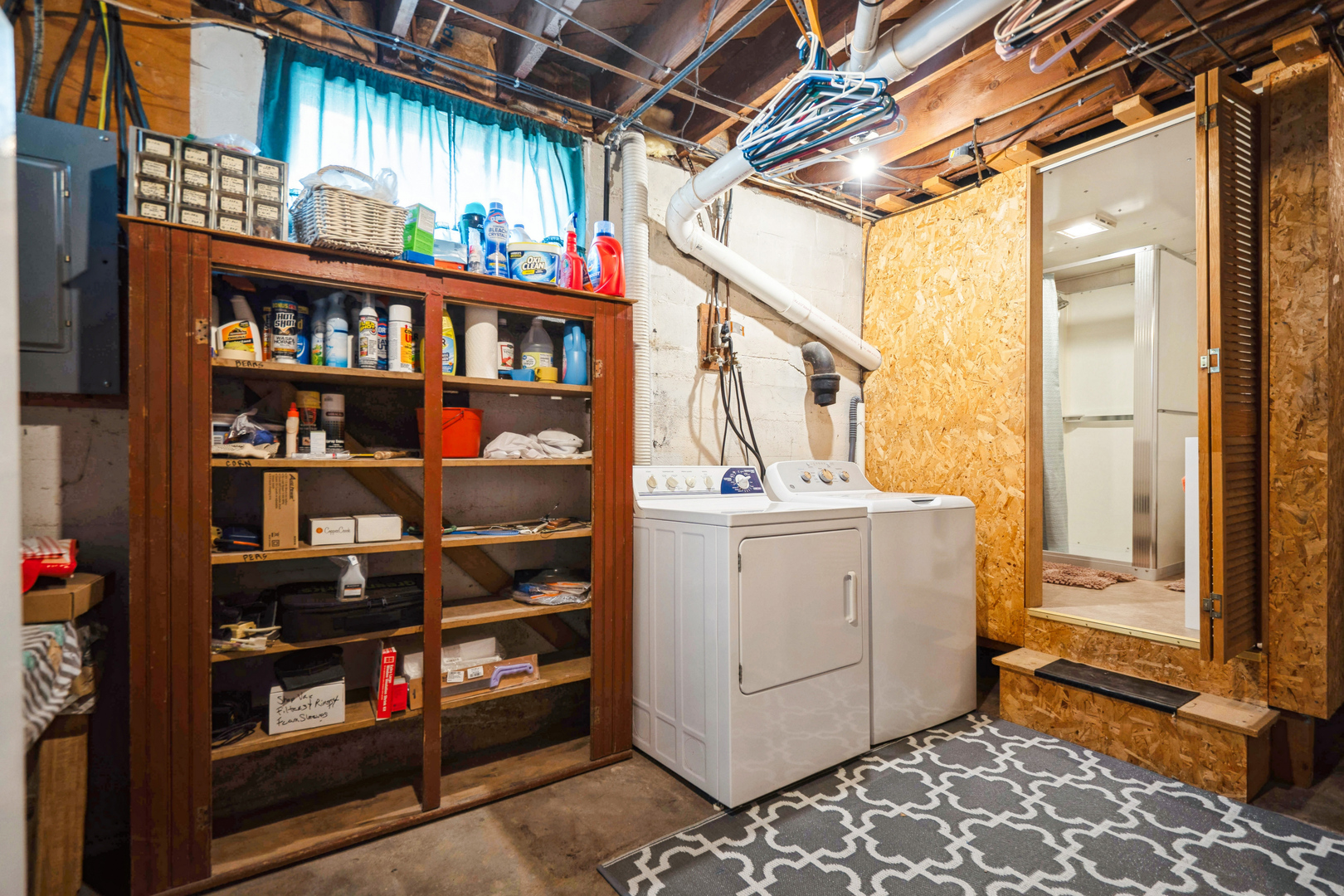 main property photo 37