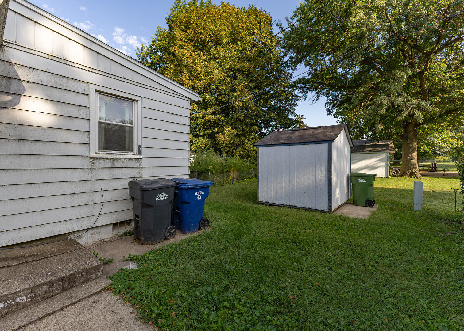 main property photo 18