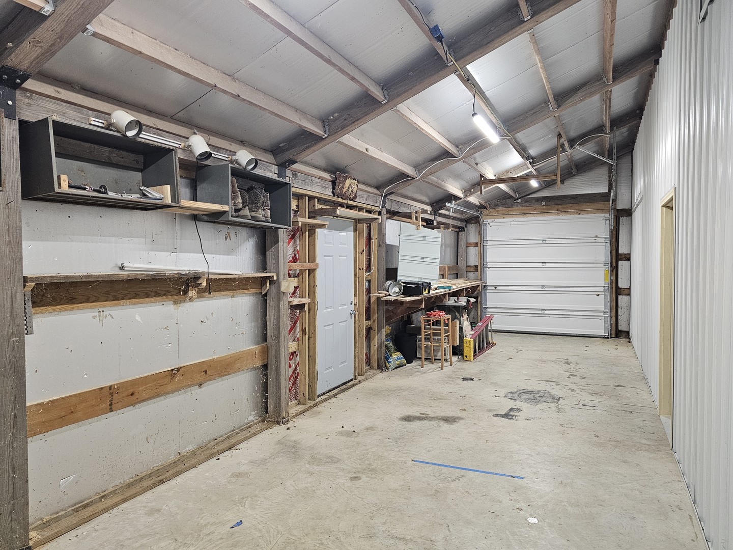 main property photo 16
