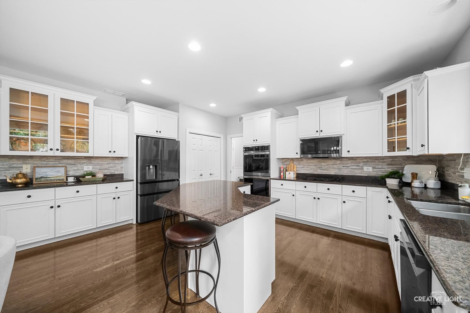 property viewer photo 18