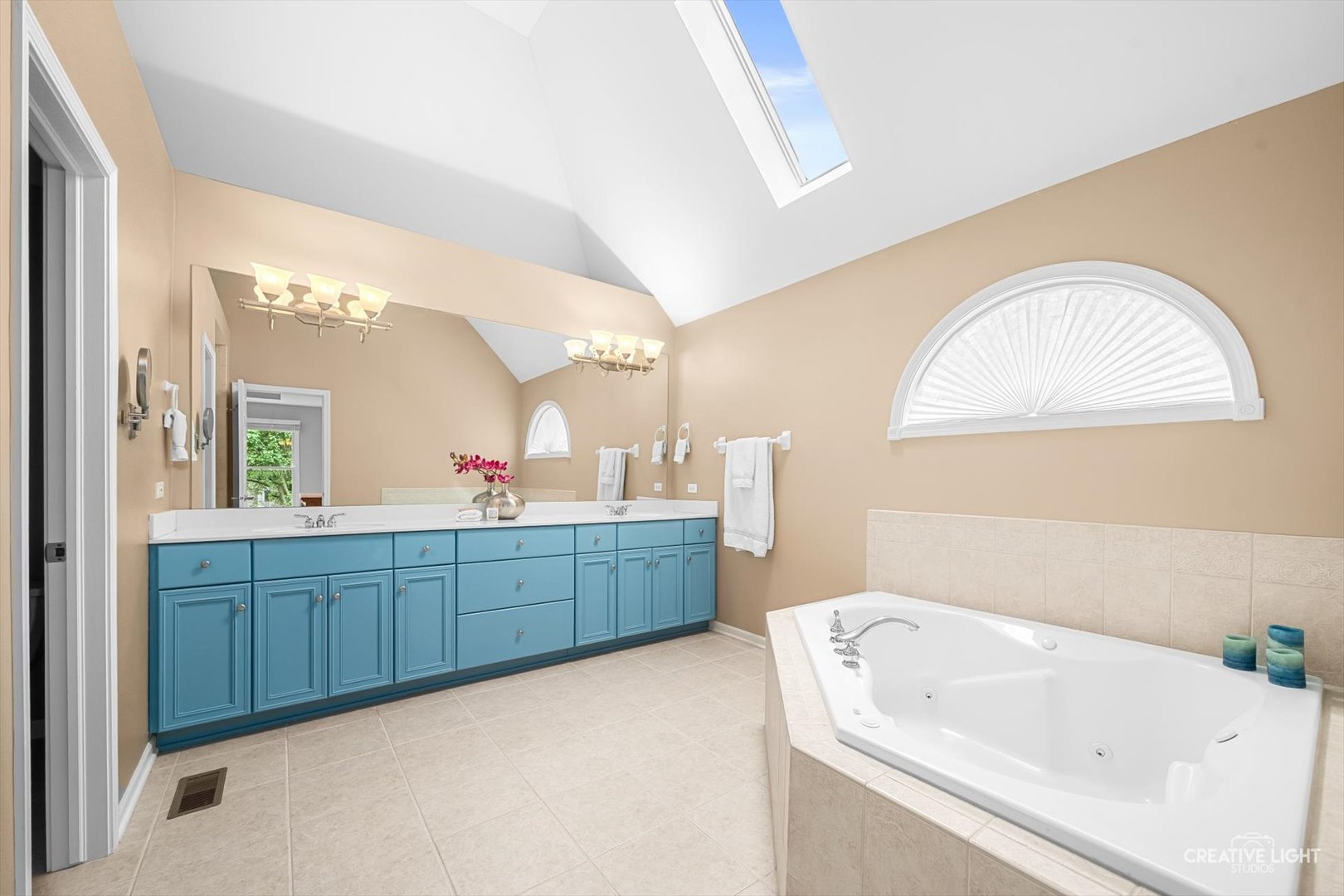 property viewer photo 22