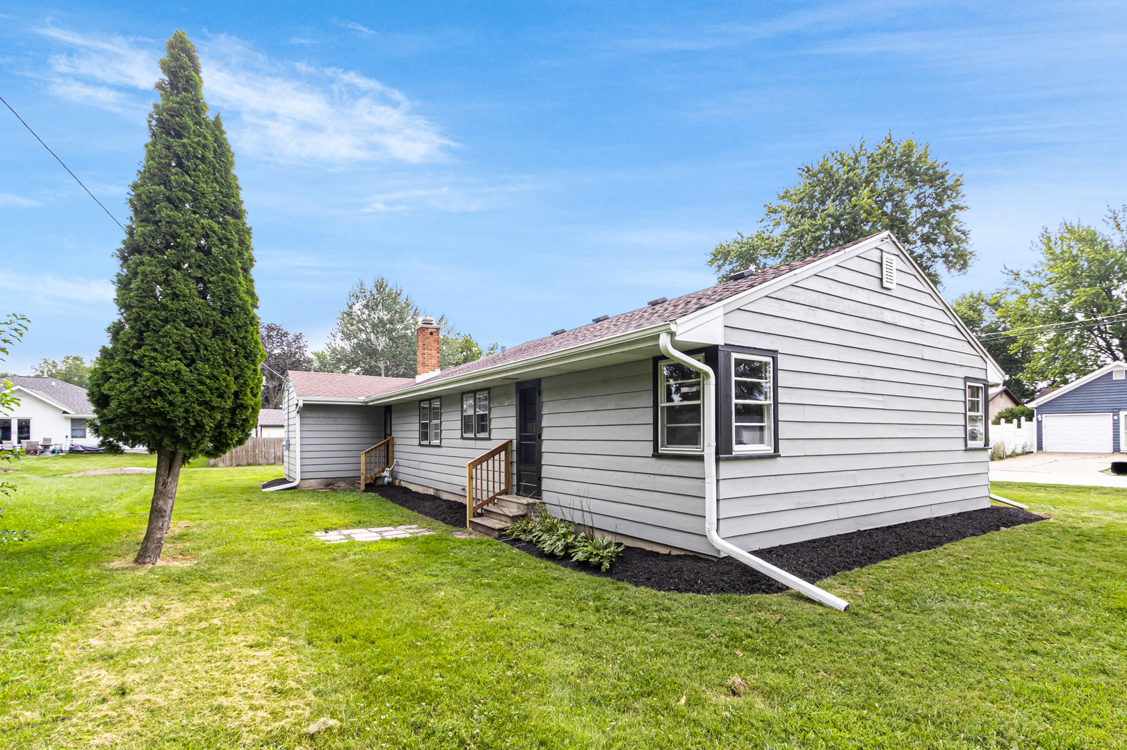 main property photo 16