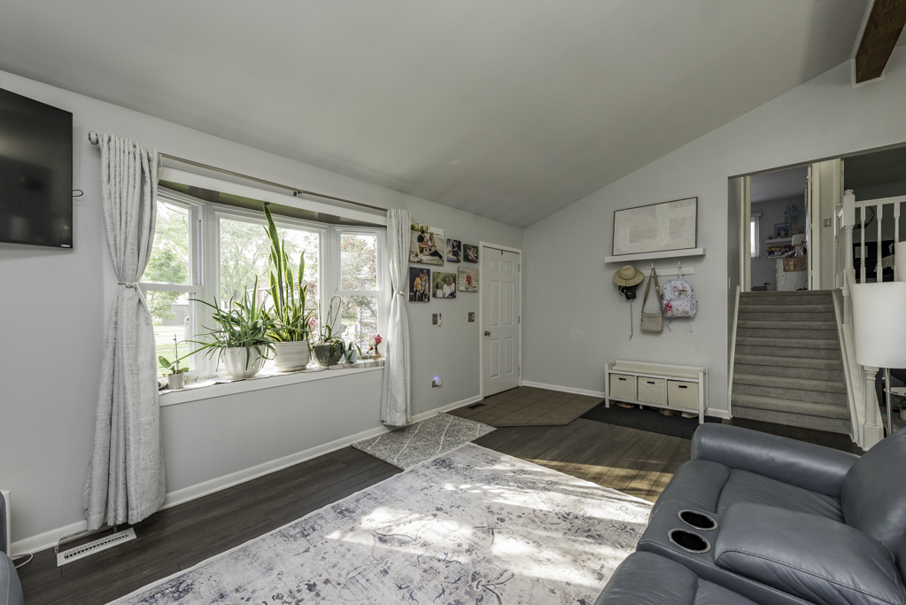 property viewer photo 10