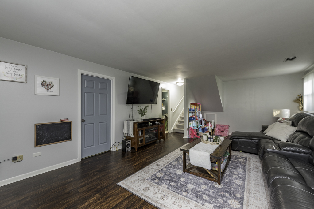 property viewer photo 22