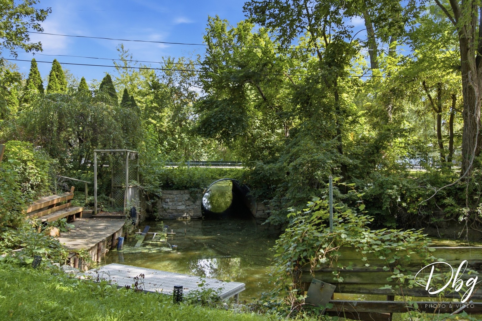 main property photo 33