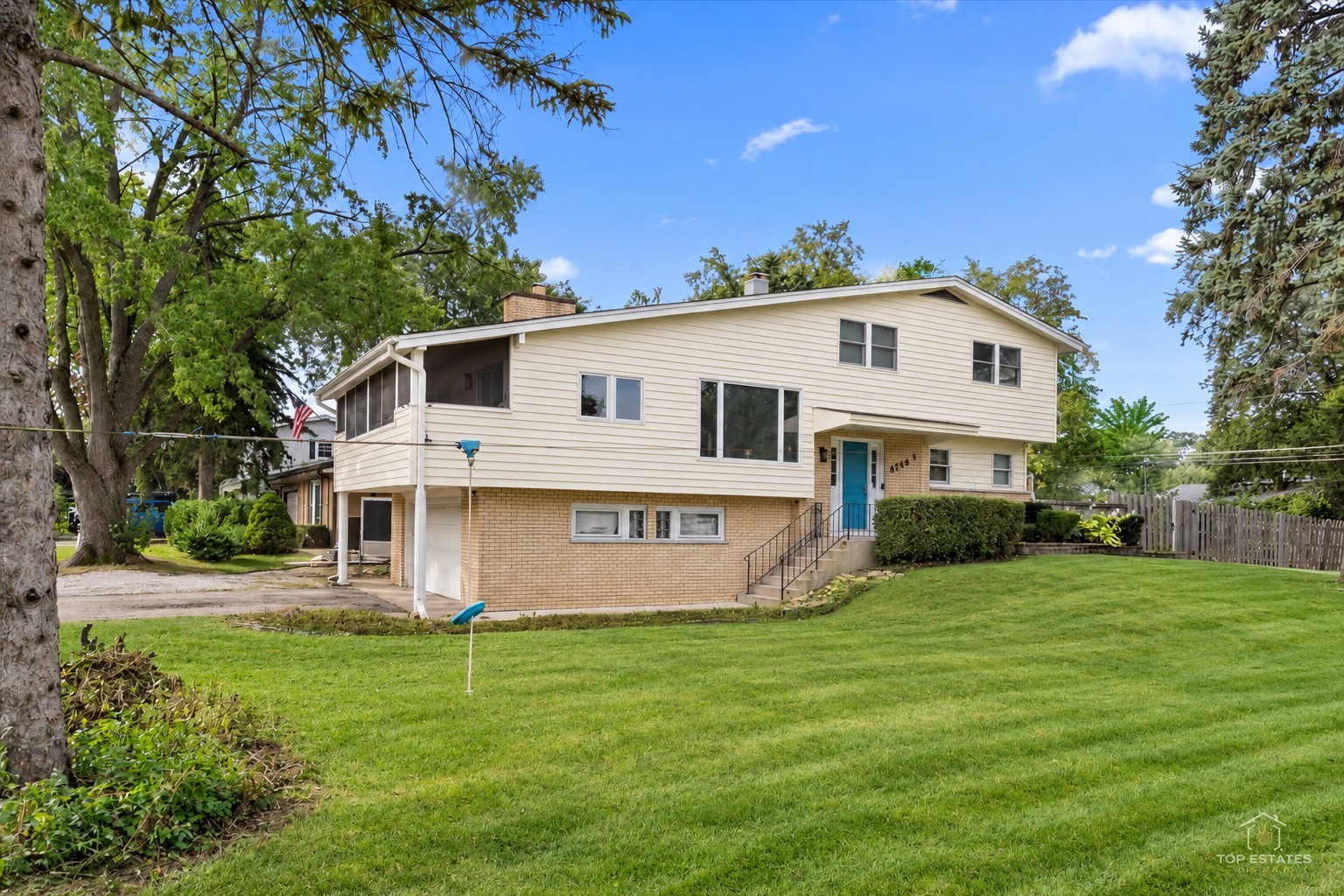 property viewer photo 1
