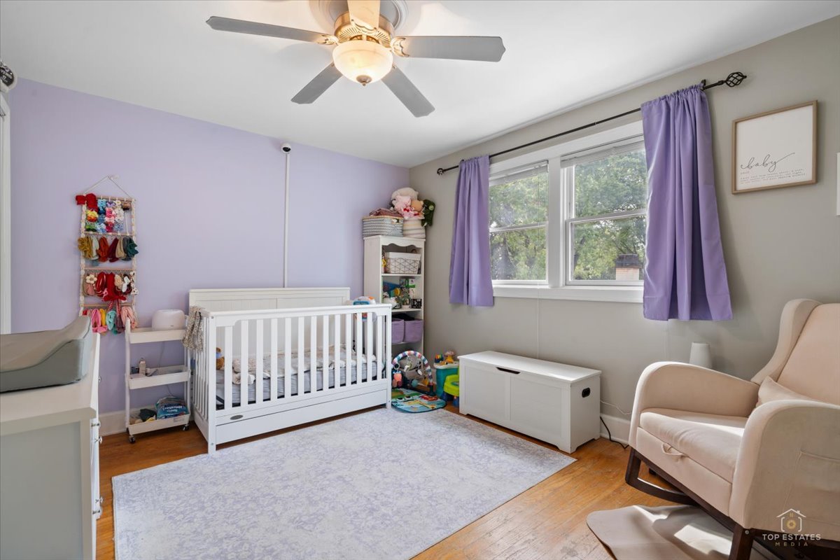 property viewer photo 18