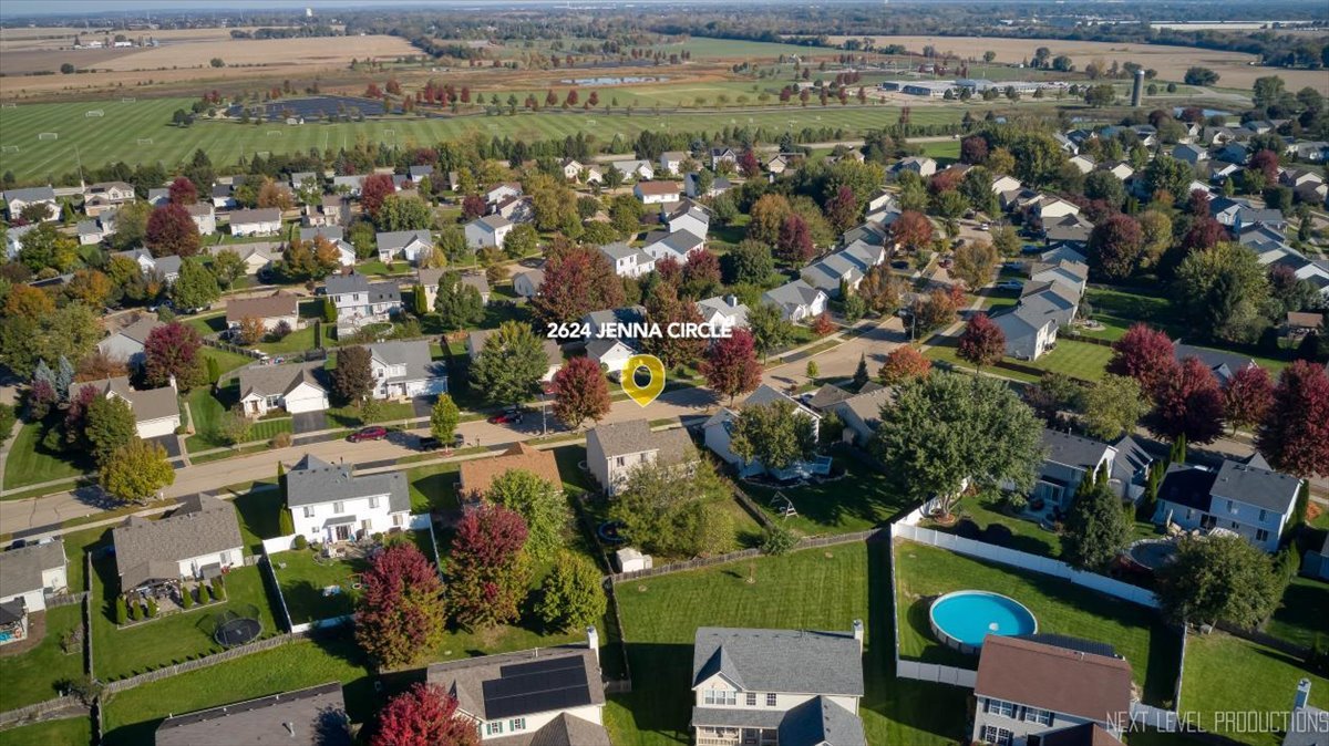 main property photo 28