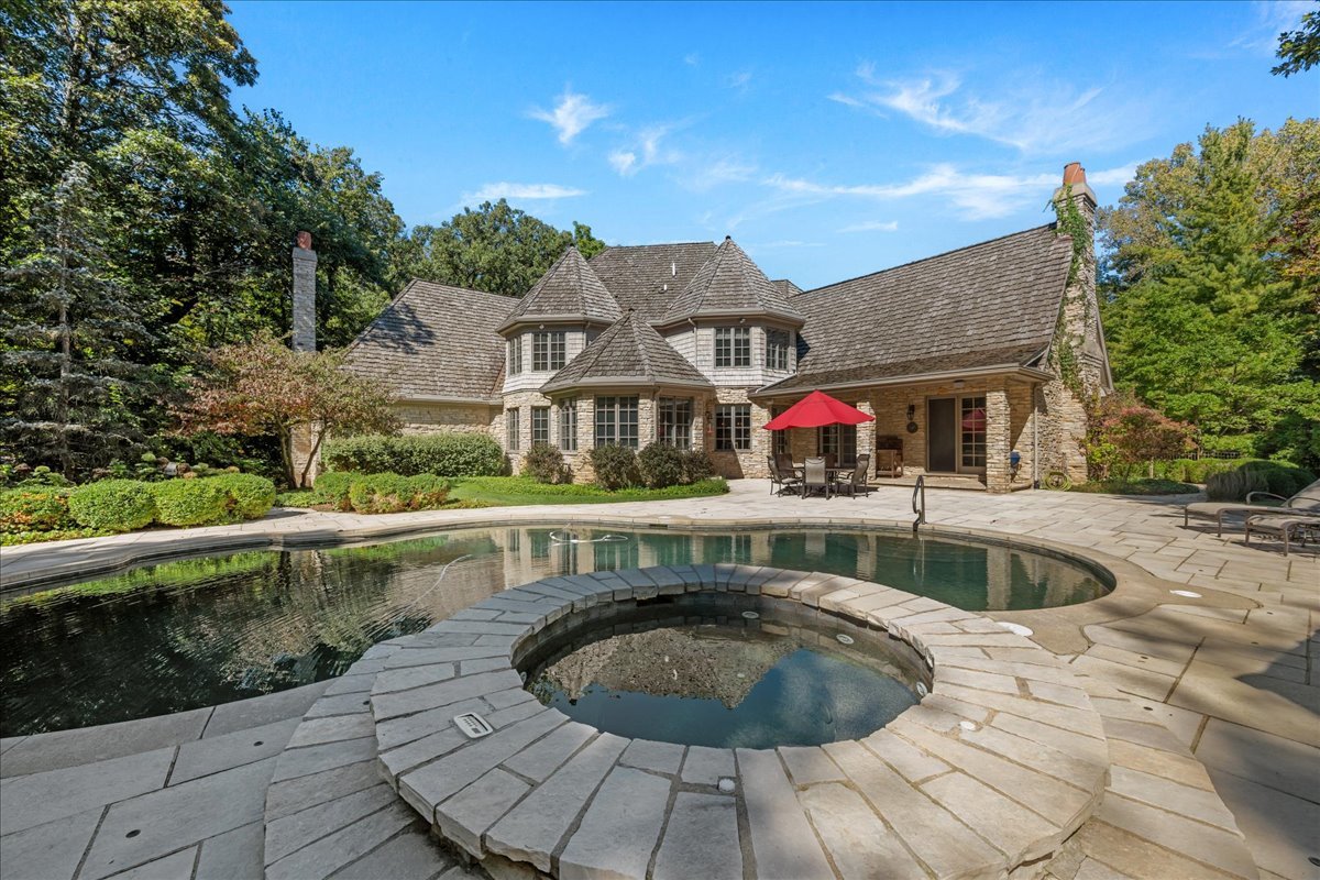 main property photo 49