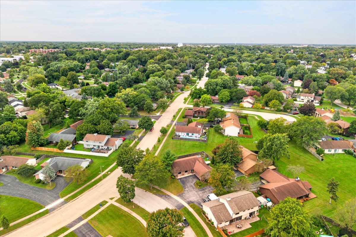 main property photo 36