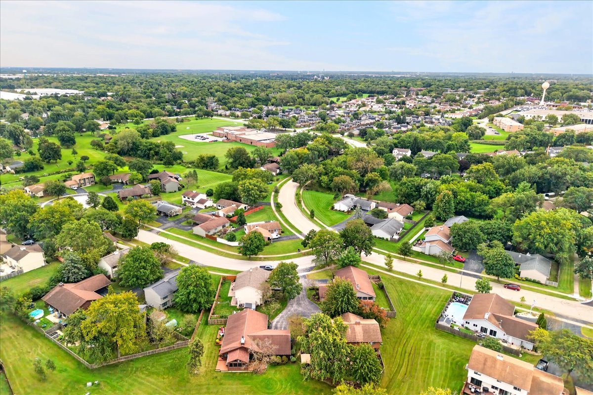 main property photo 37
