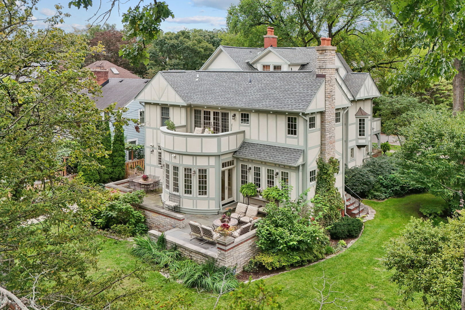 main property photo 74