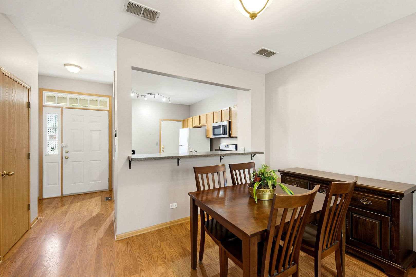 property viewer photo 5