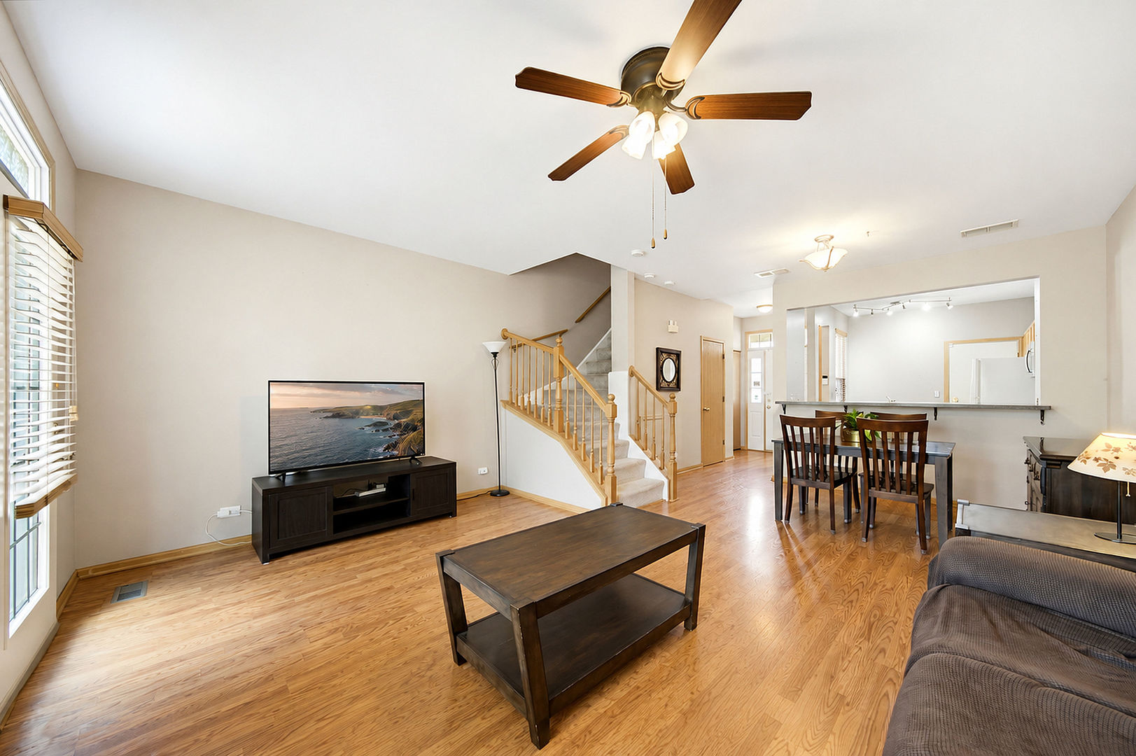 property viewer photo 6