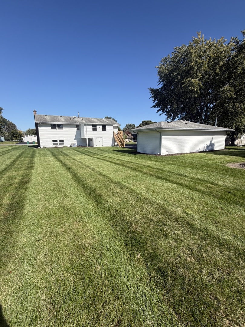 main property photo 38