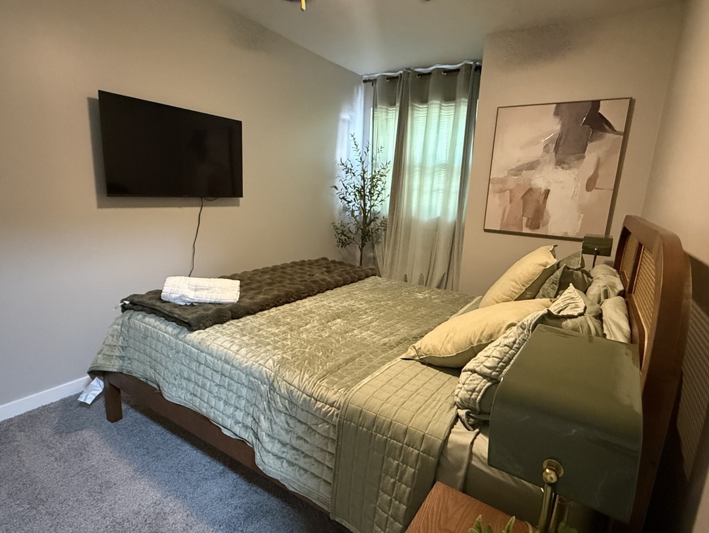 property viewer photo 16