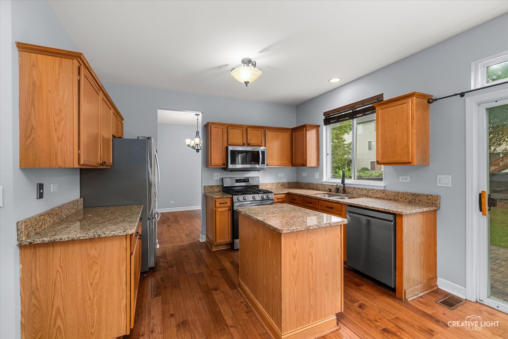main property photo 6