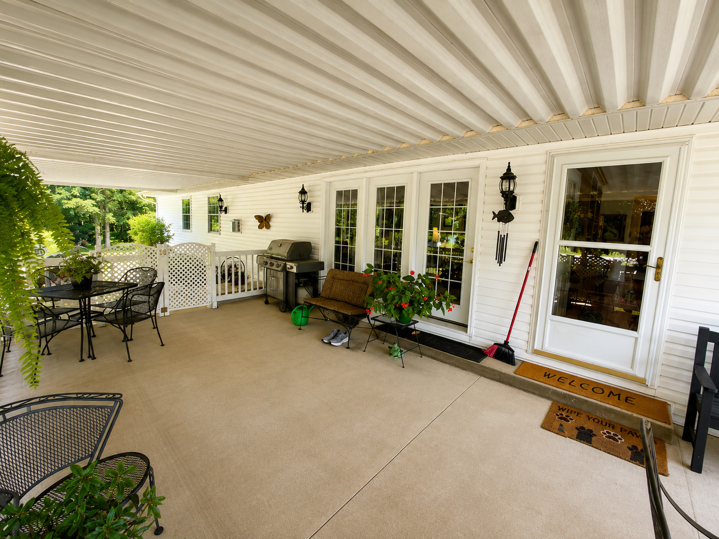 main property photo 76
