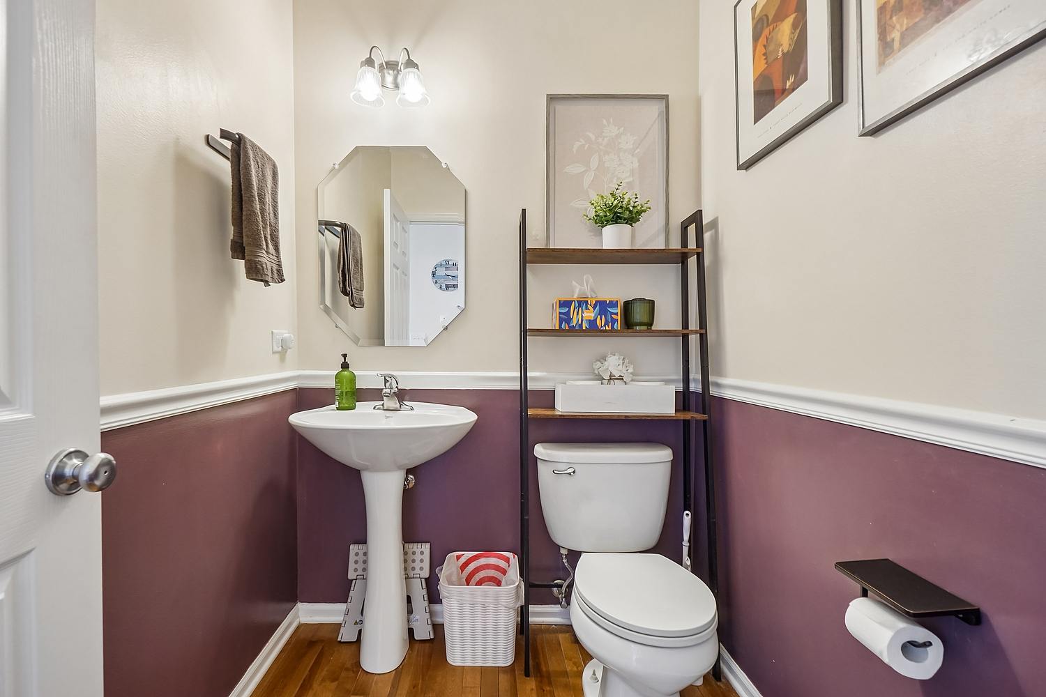 main property photo 9