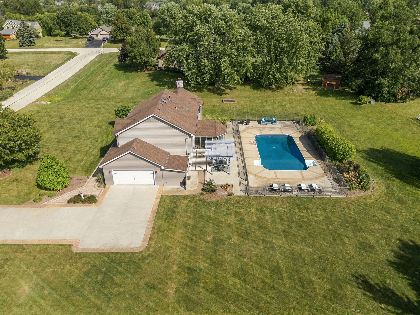main property photo 54