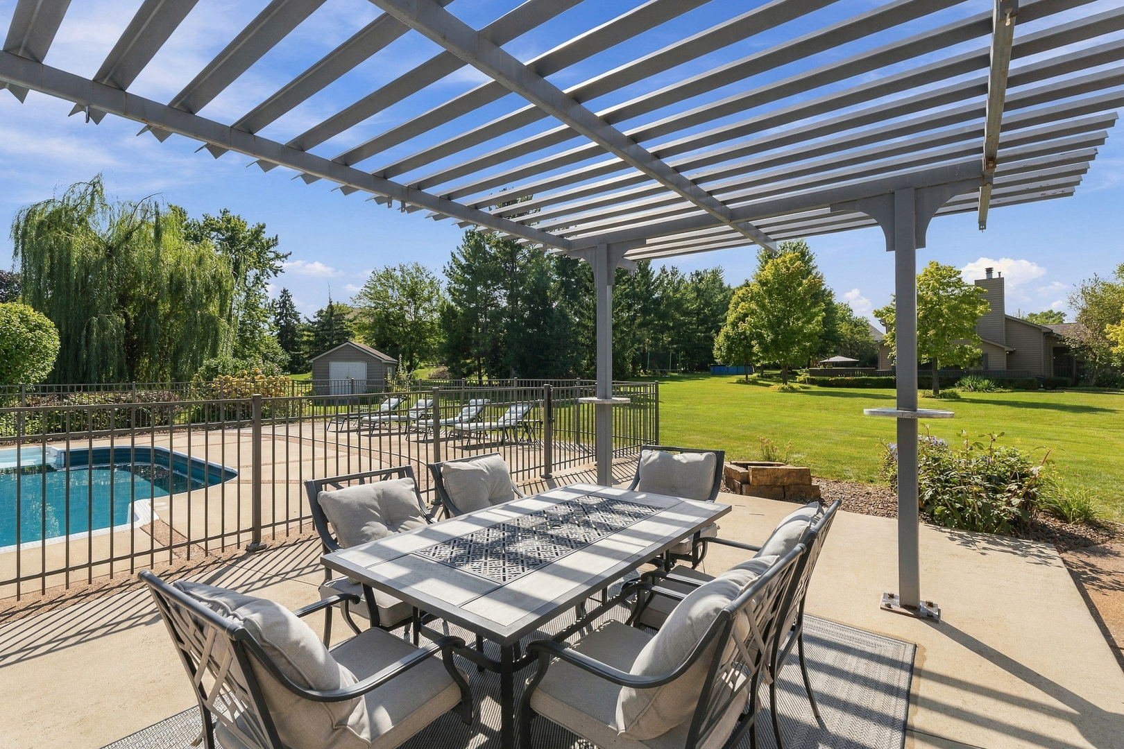 main property photo 88