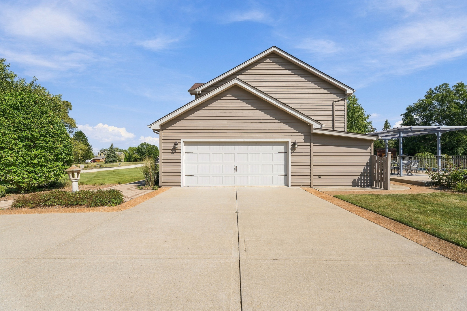 main property photo 96