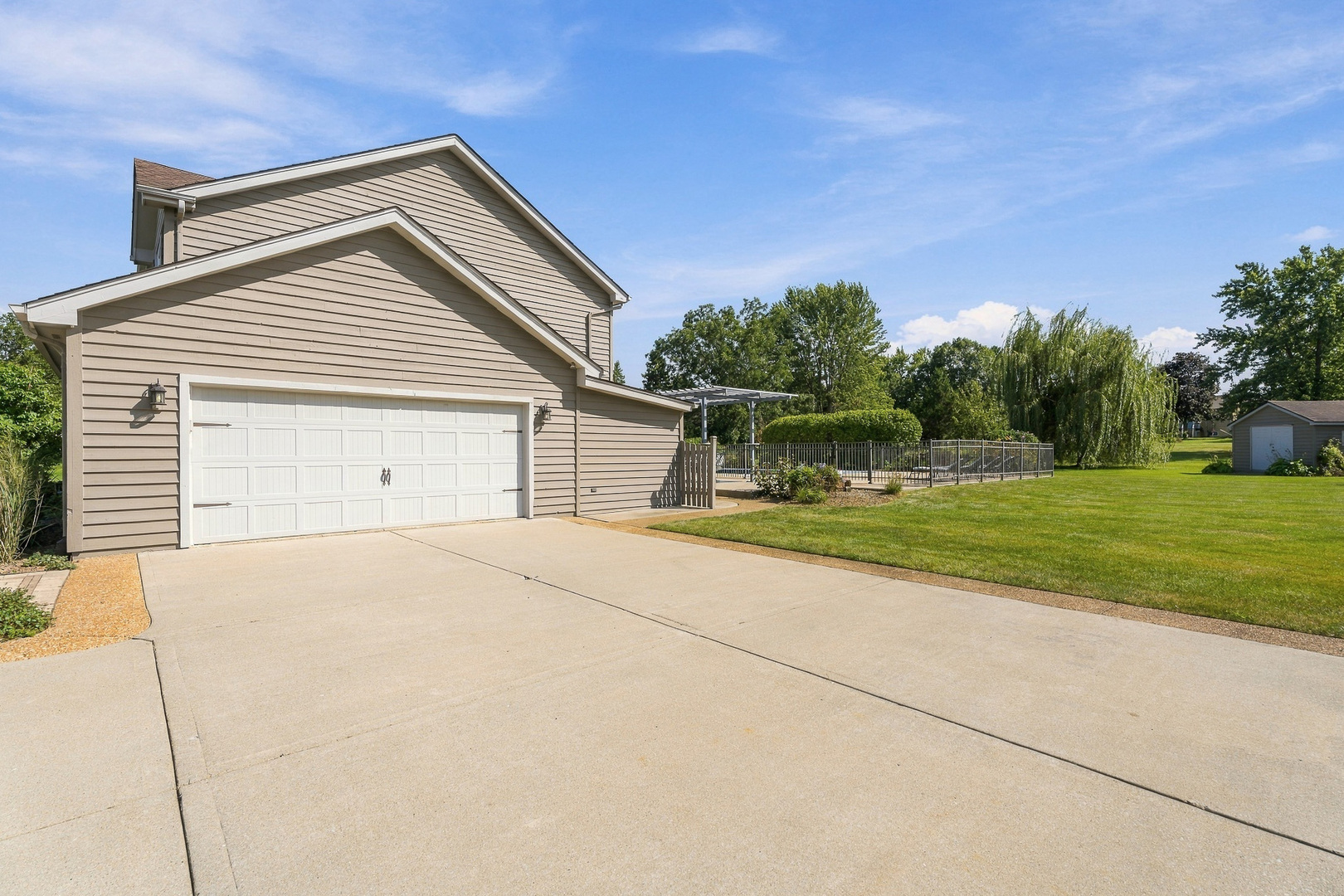 main property photo 97