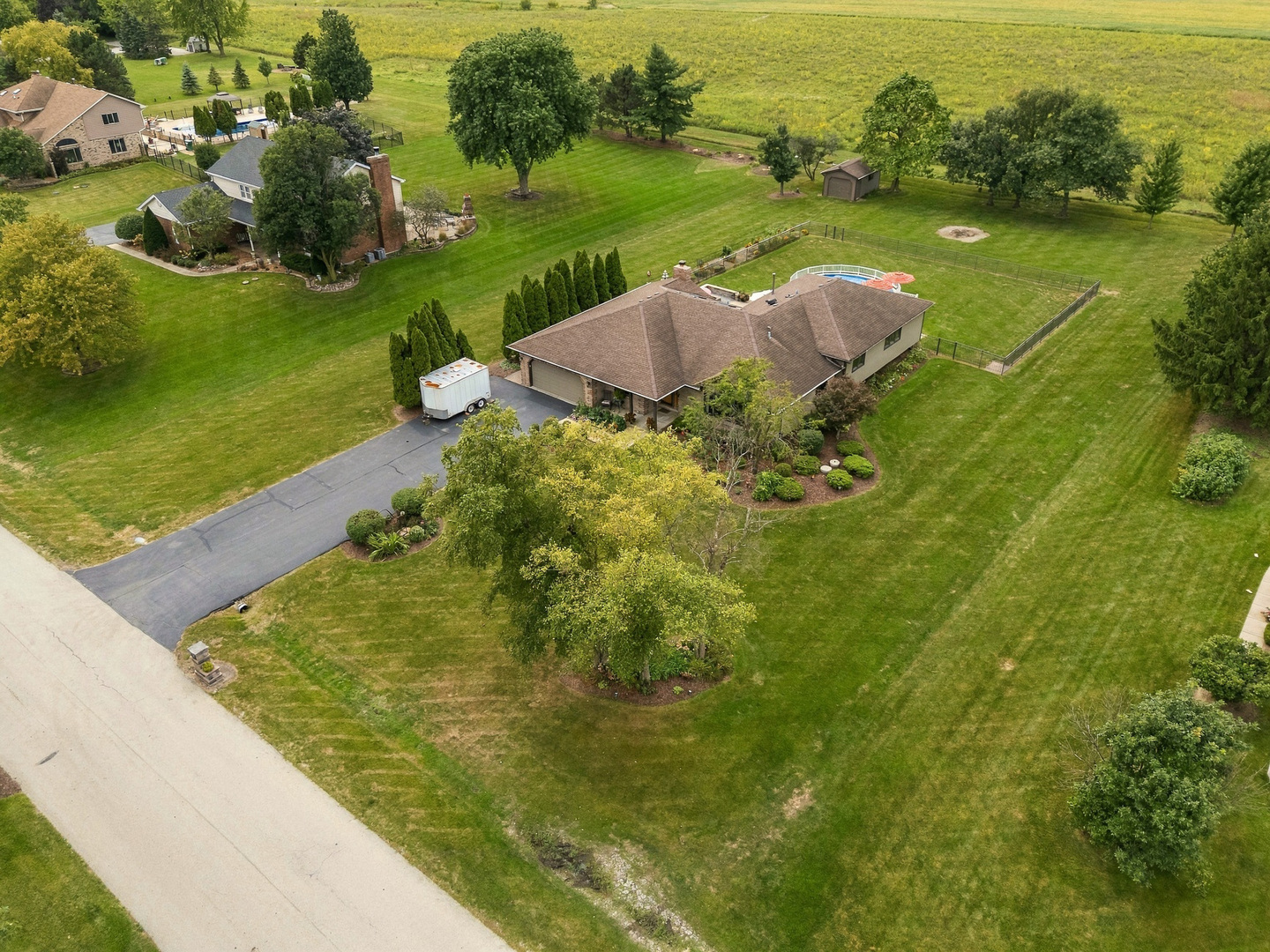 main property photo 50