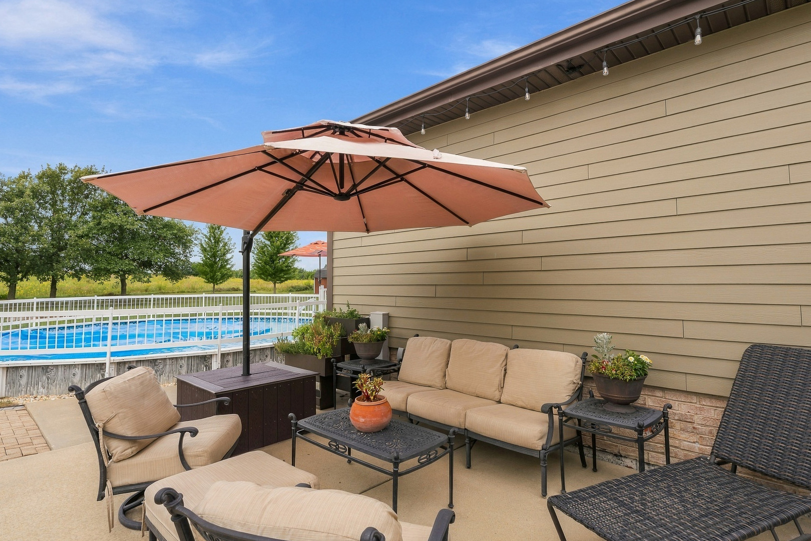 main property photo 78