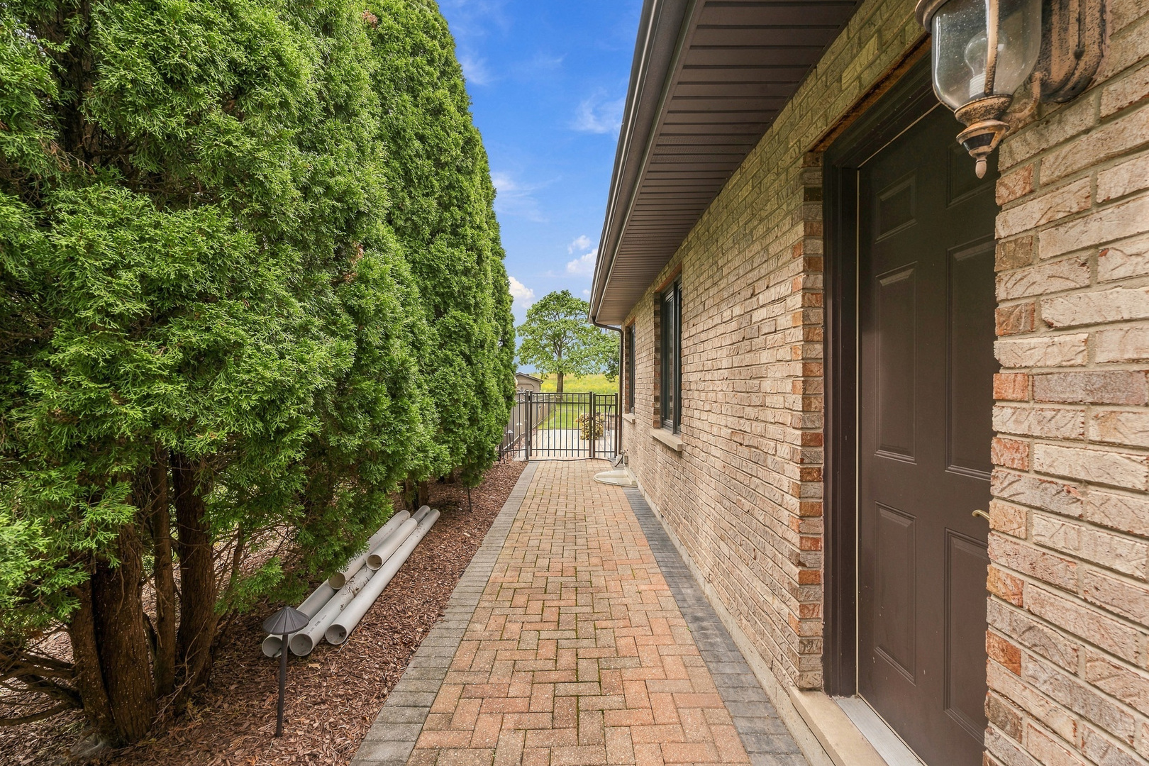 main property photo 98
