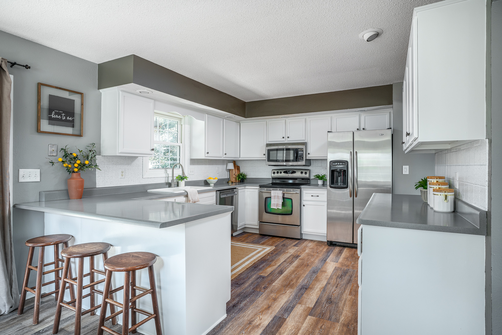 property viewer photo 6