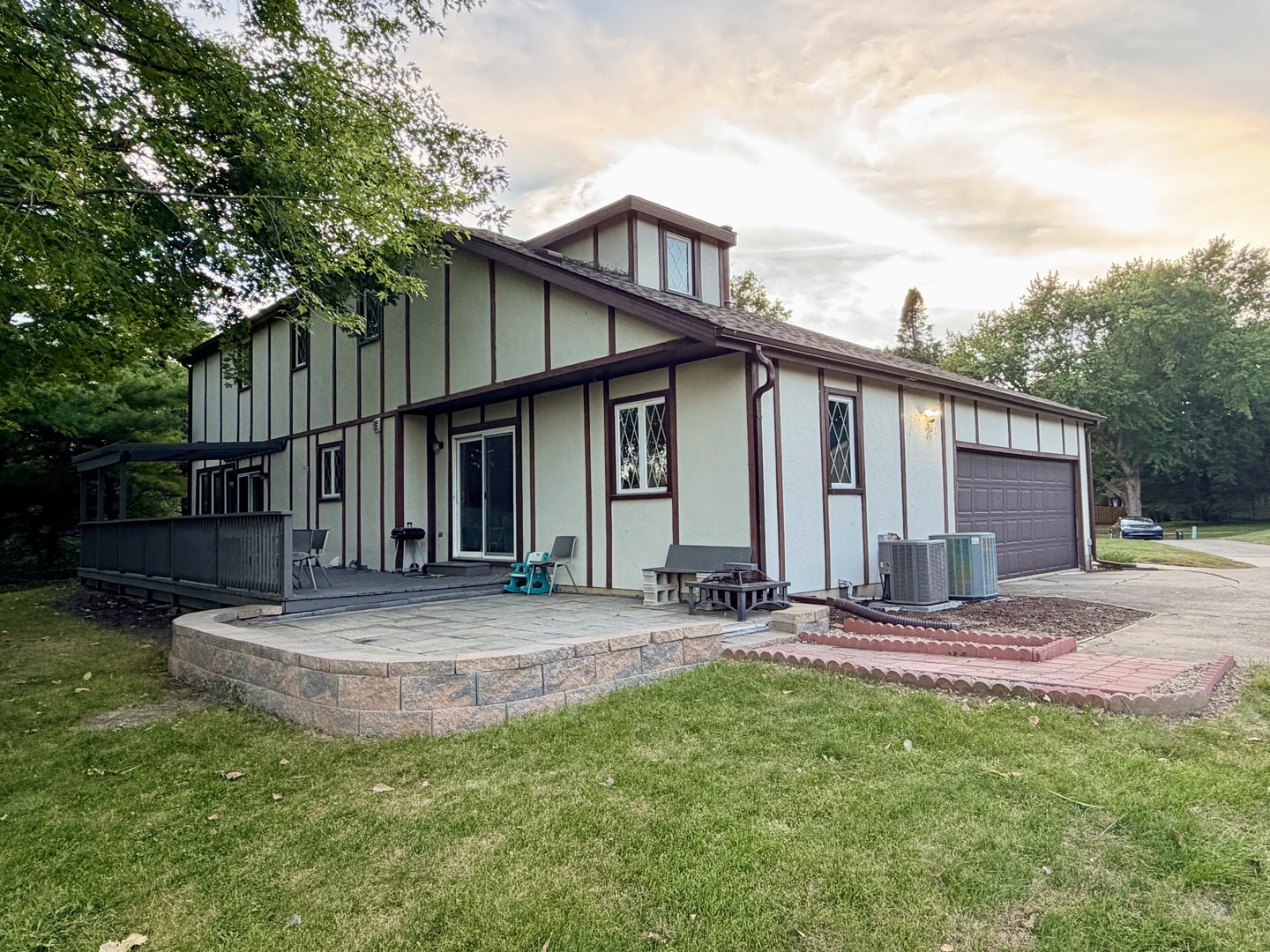 main property photo 4