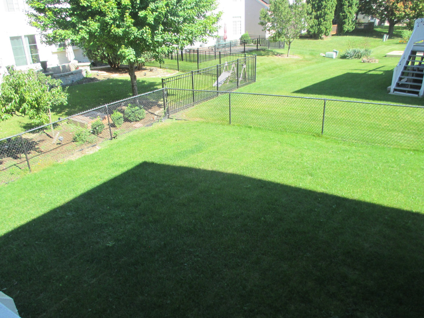 main property photo 40