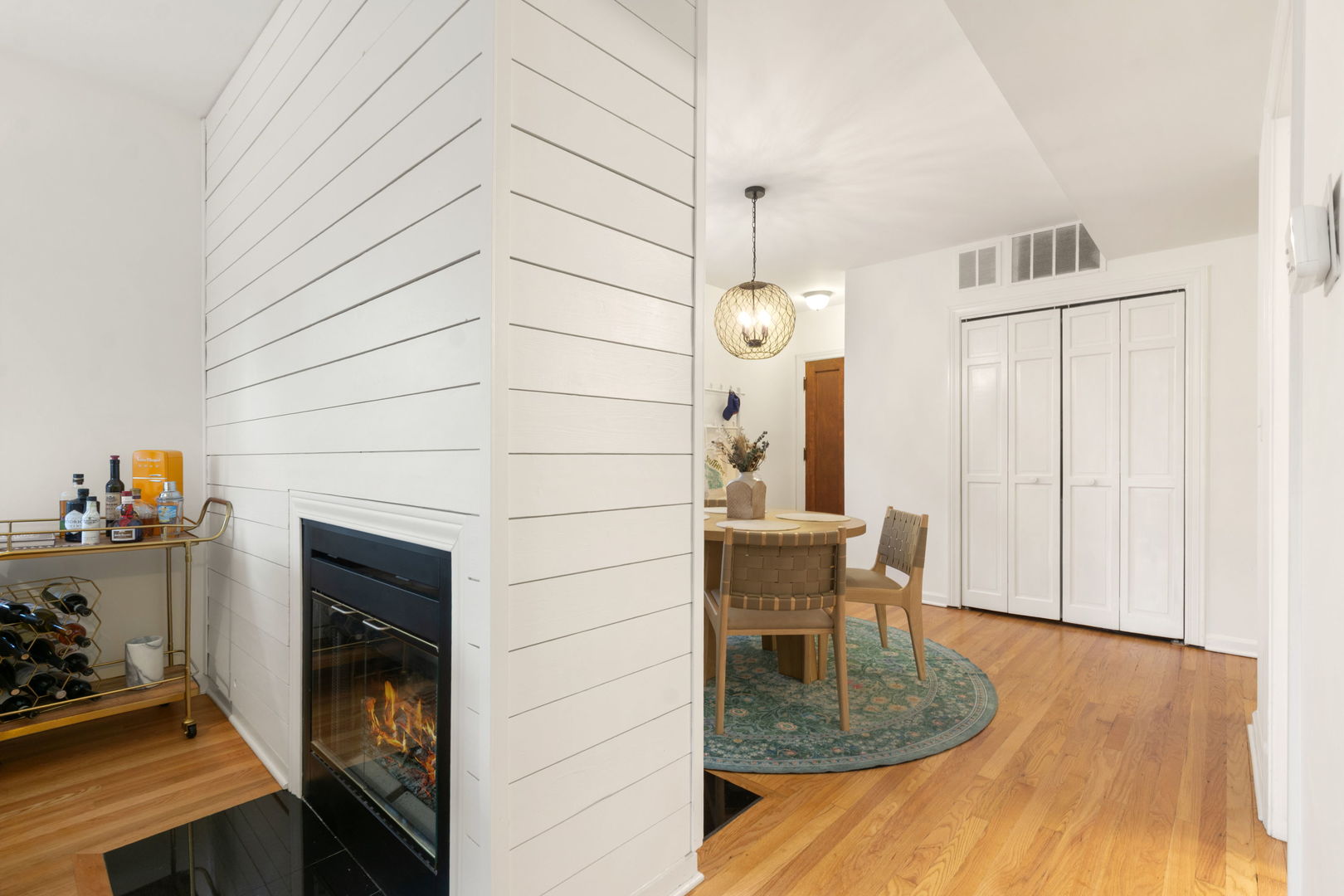 property viewer photo 4