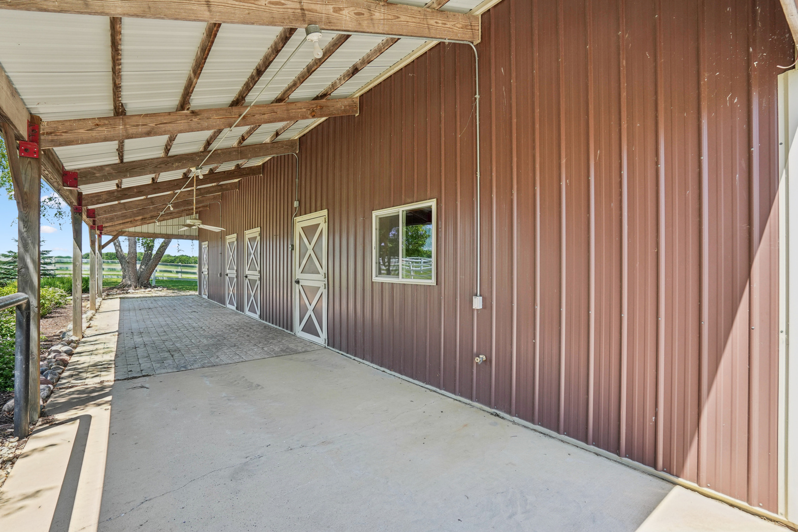 main property photo 51