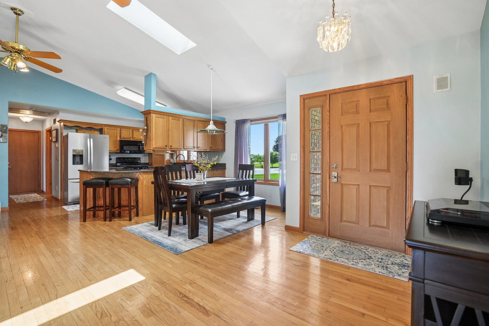 main property photo 7