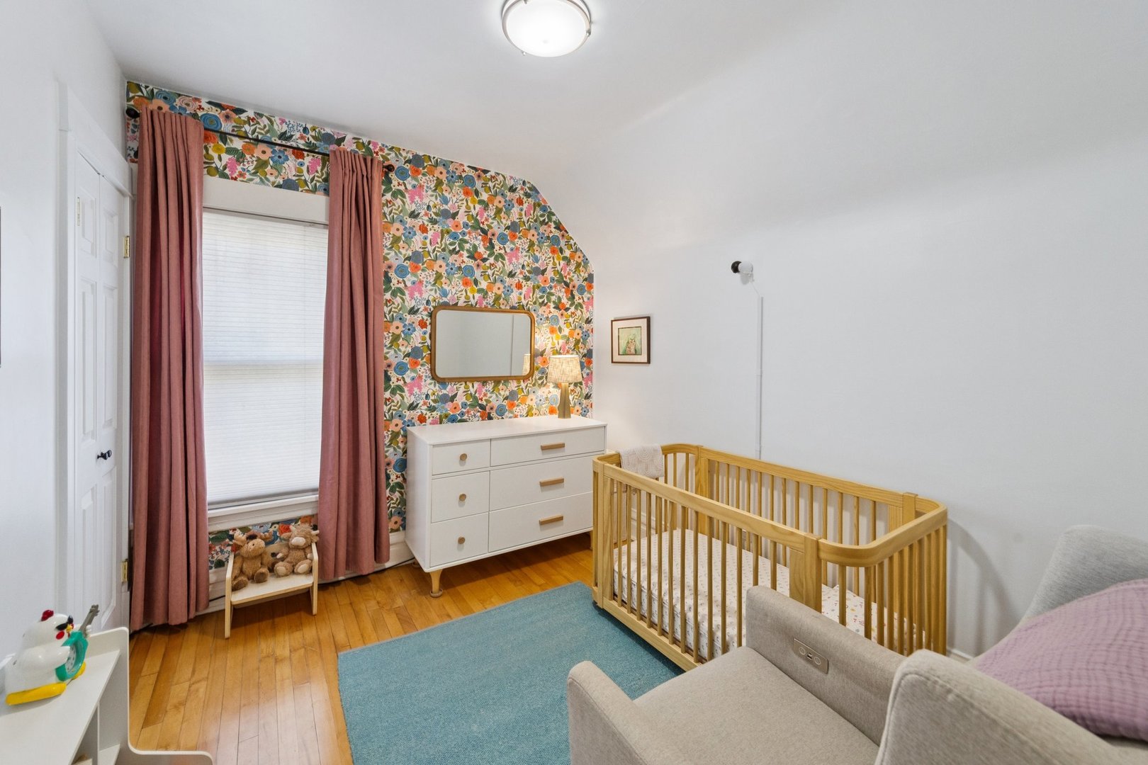 main property photo 11