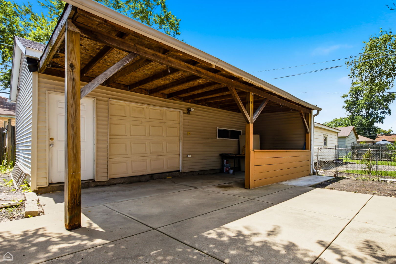 property viewer photo 20