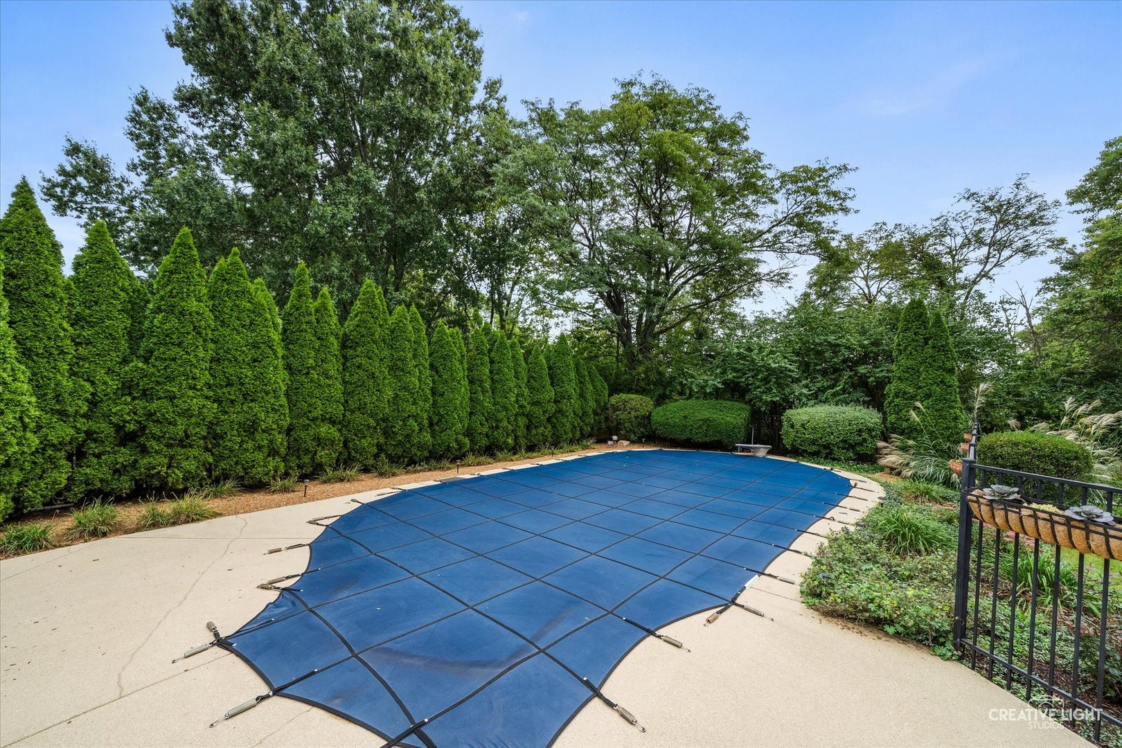 main property photo 34