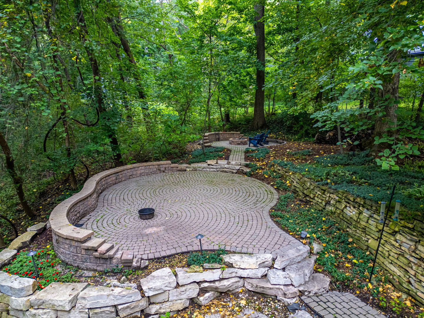 main property photo 50