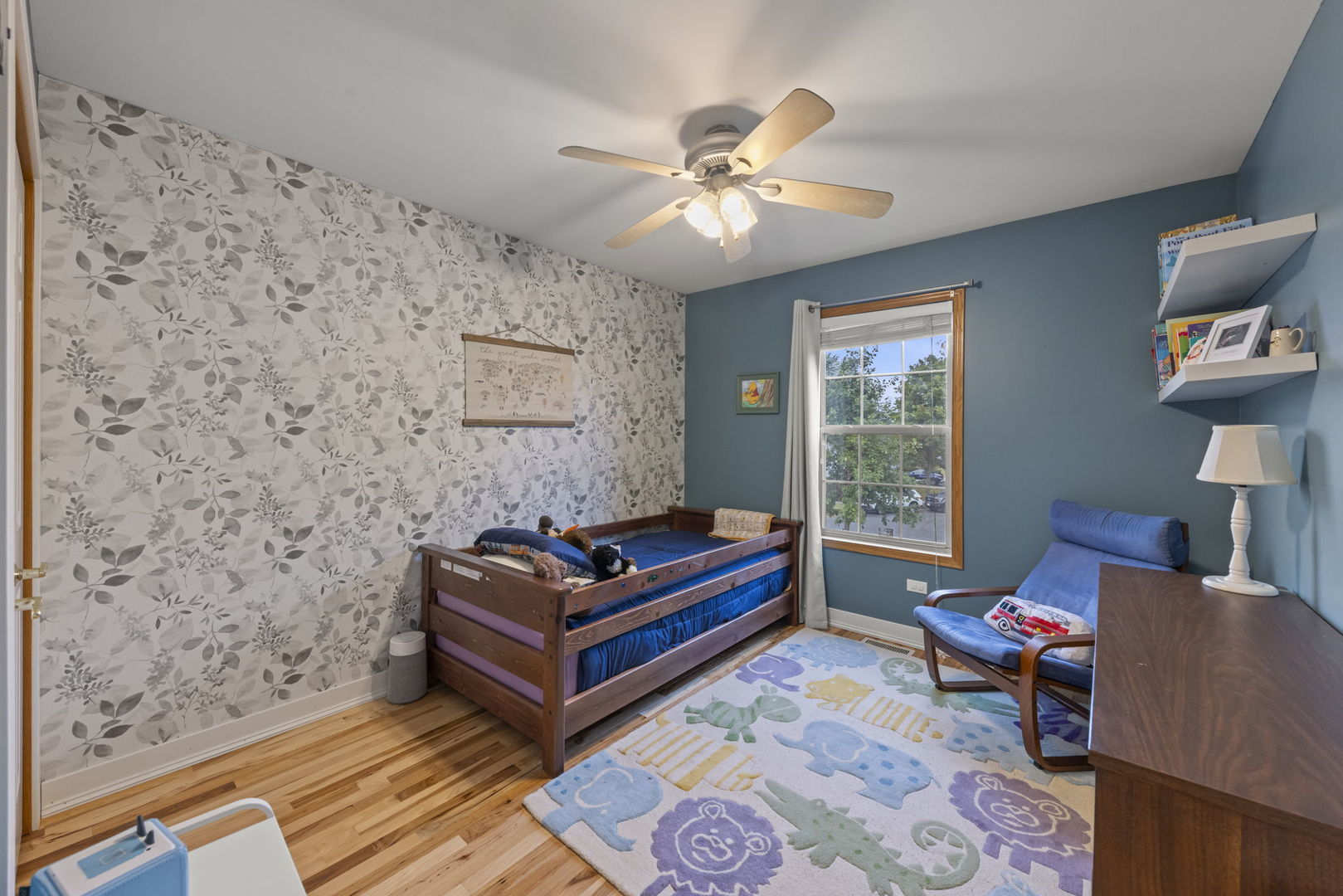 main property photo 23