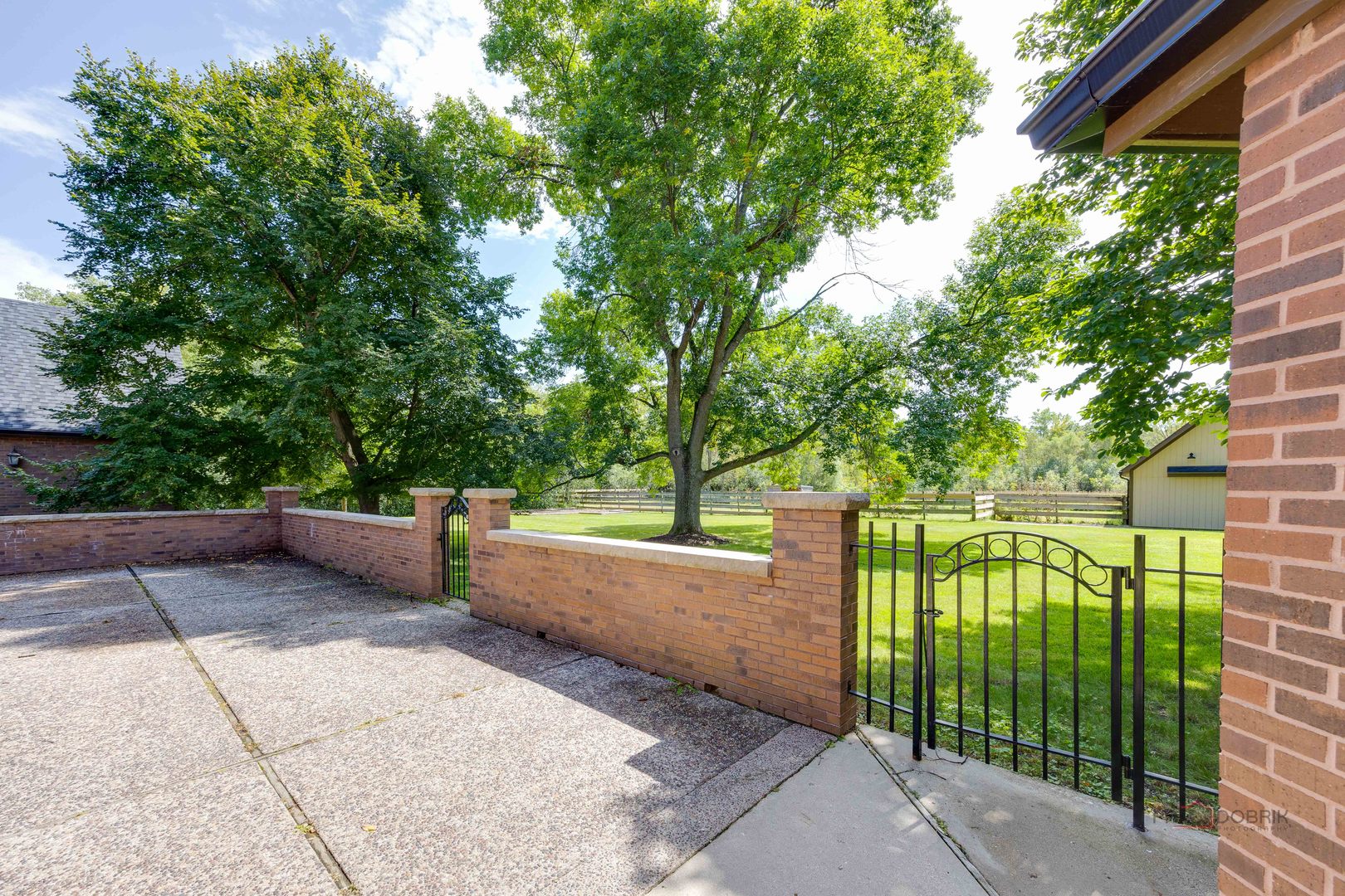 main property photo 41