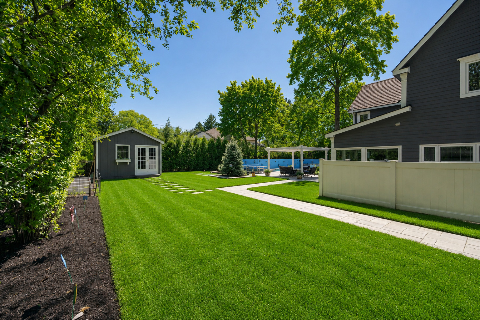 main property photo 42