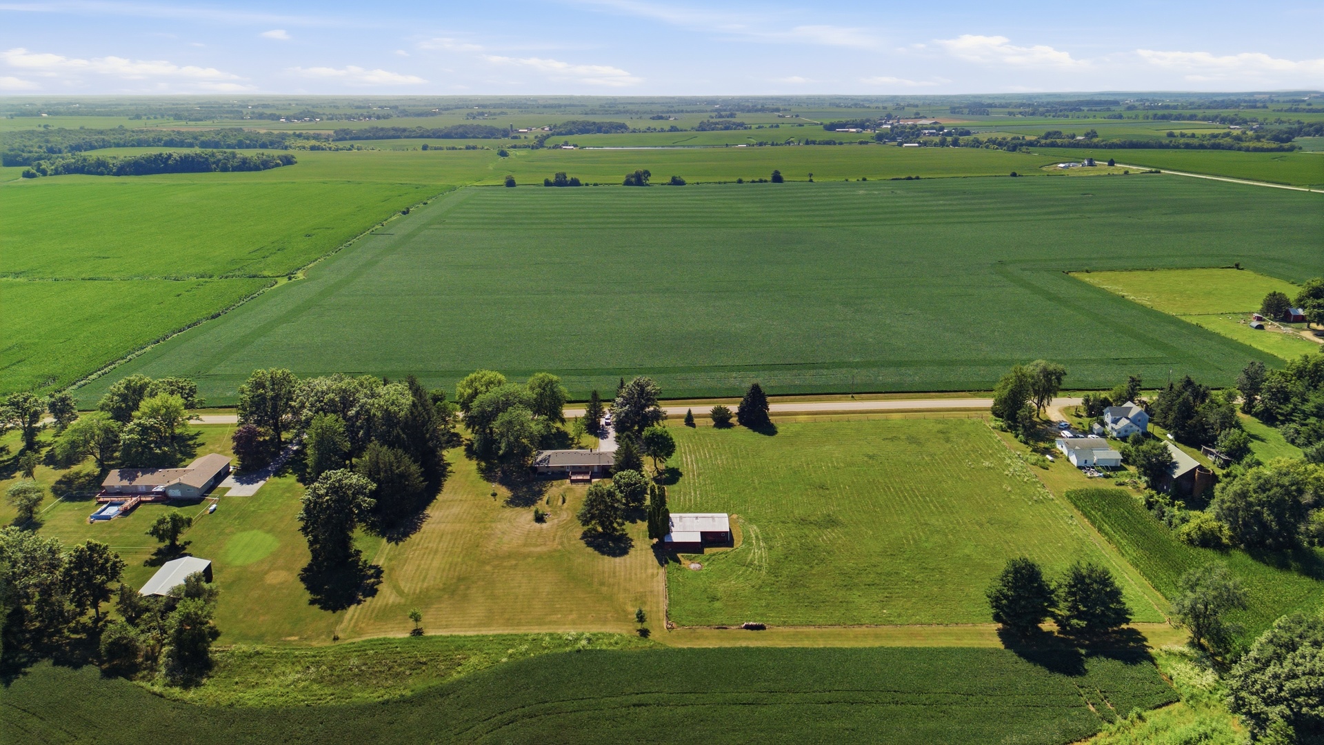 main property photo 19