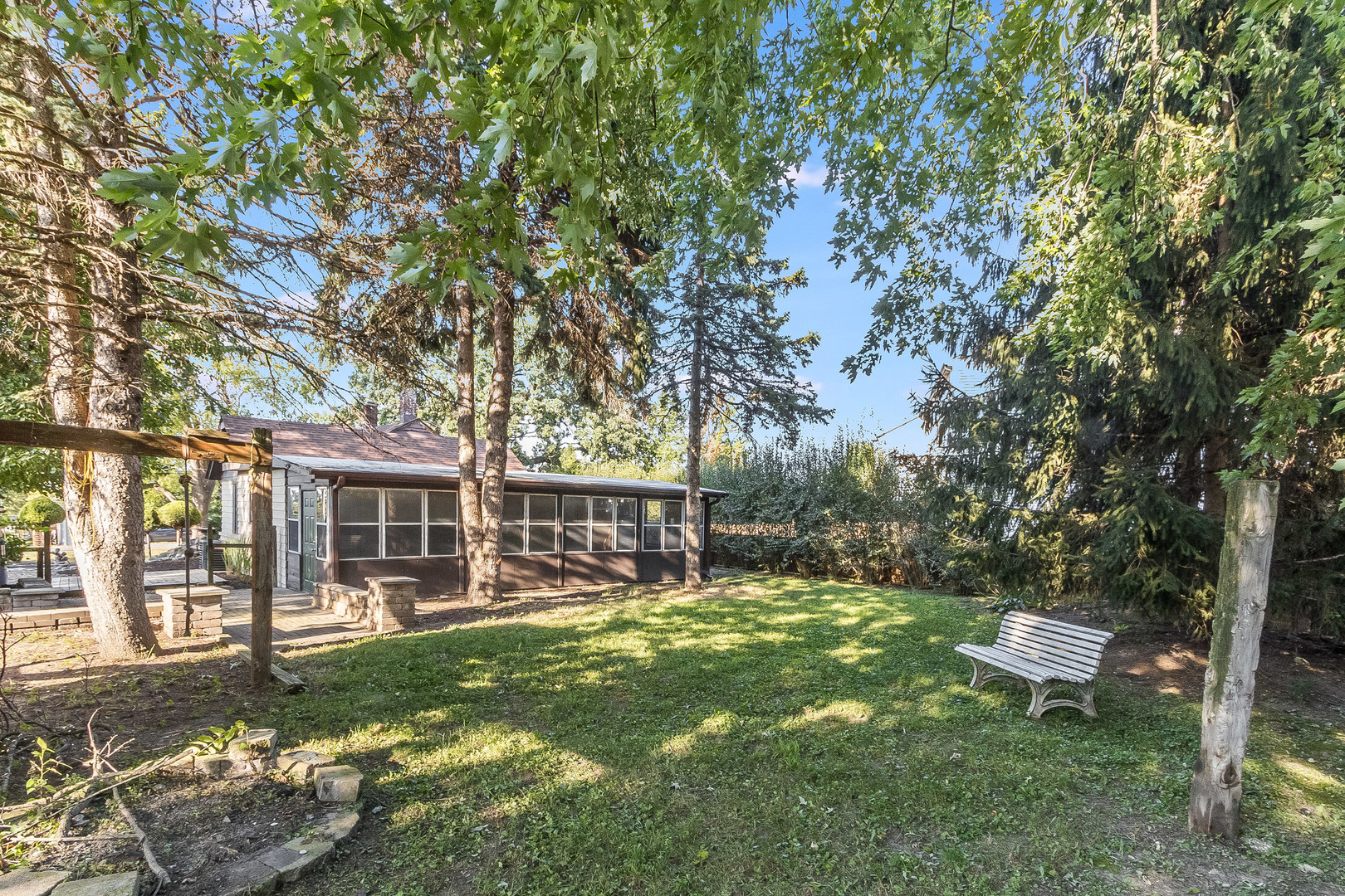 main property photo 23