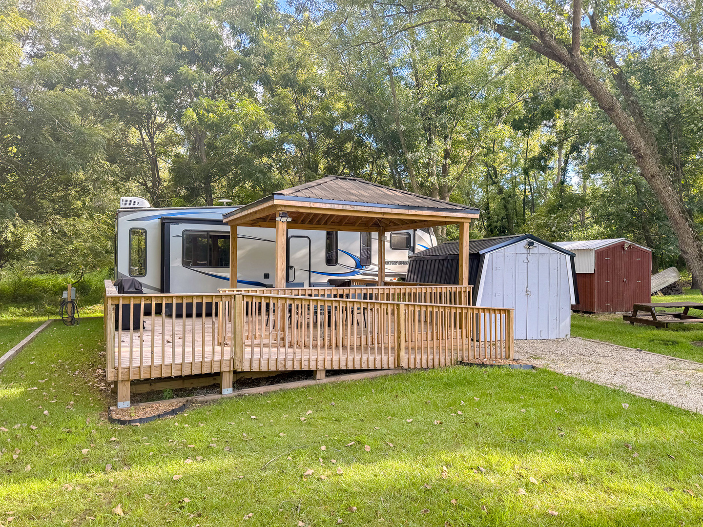 main property photo 0