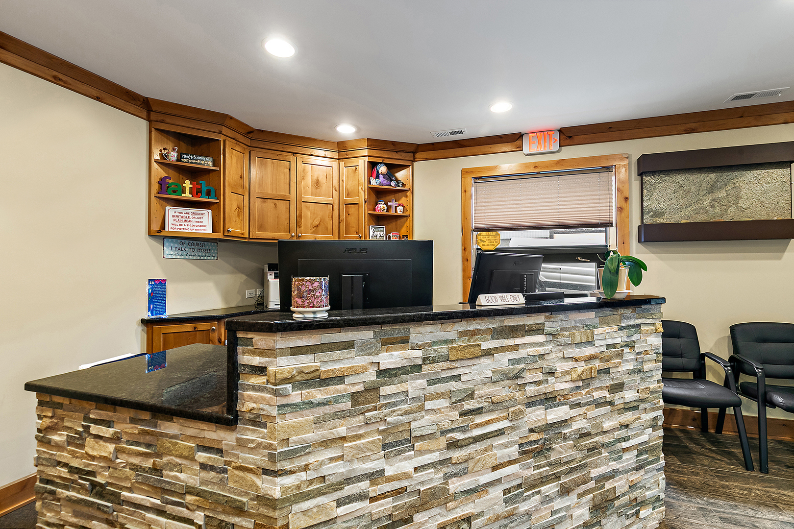 main property photo 3