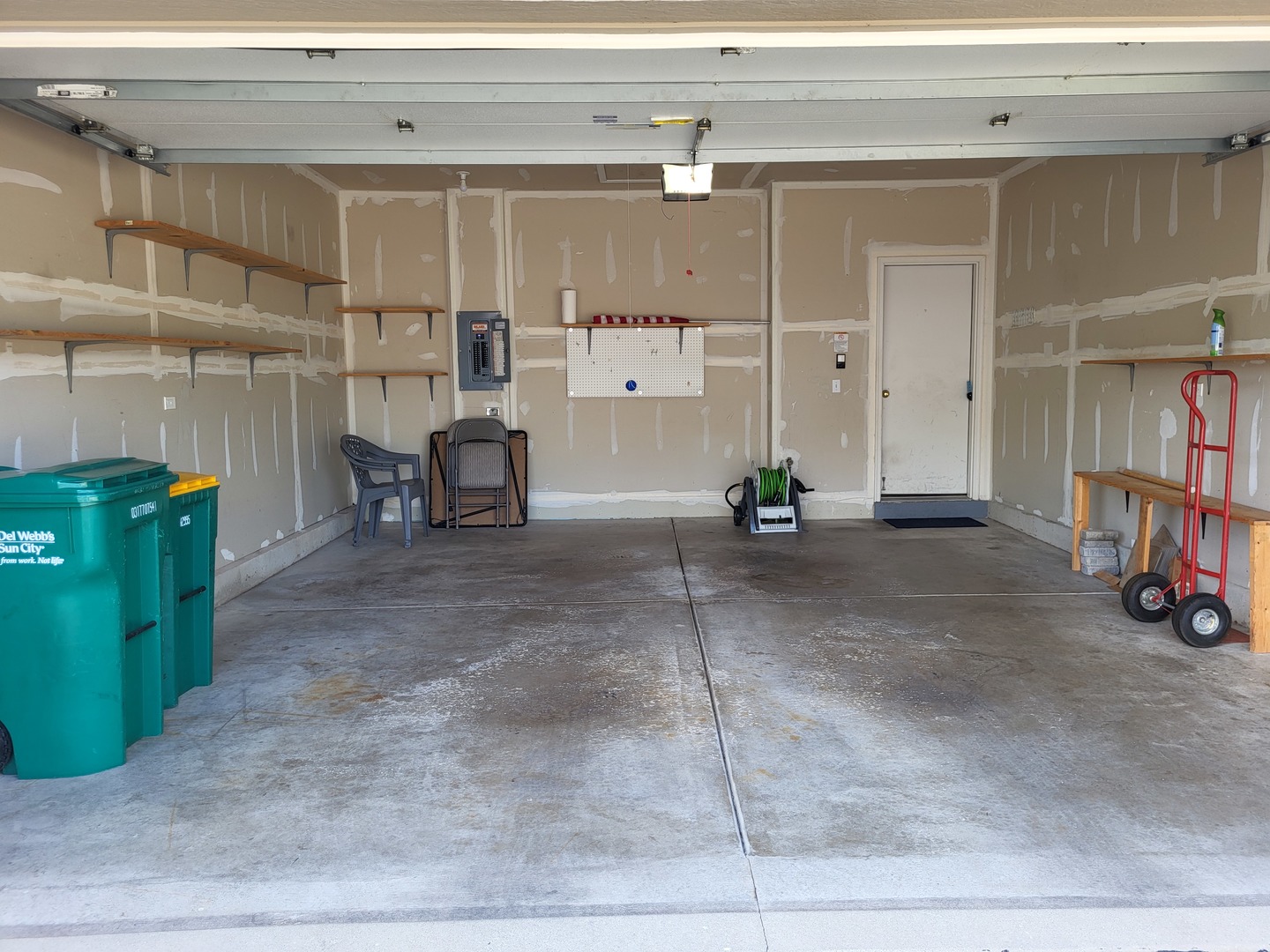 main property photo 19