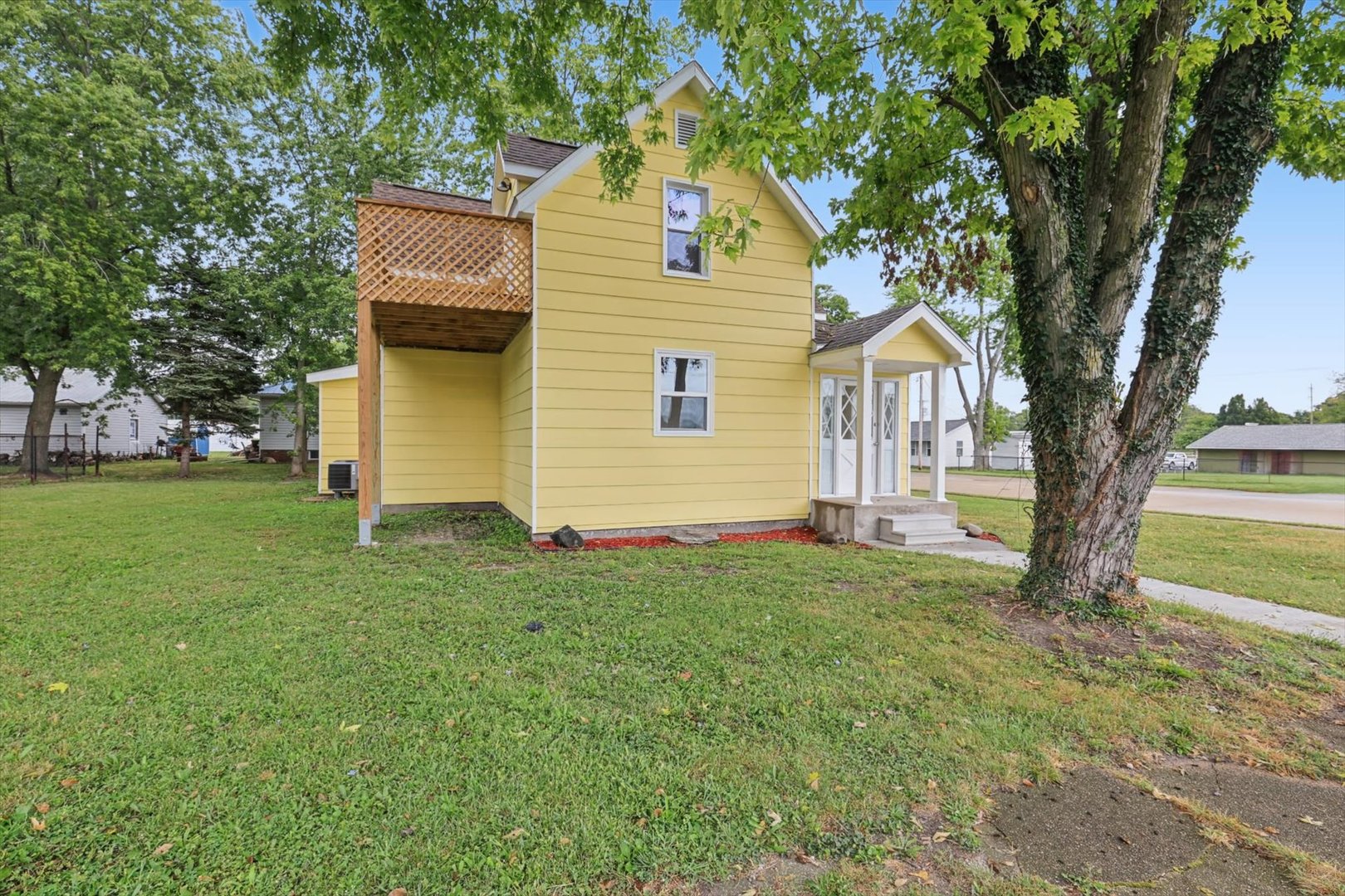 main property photo 6